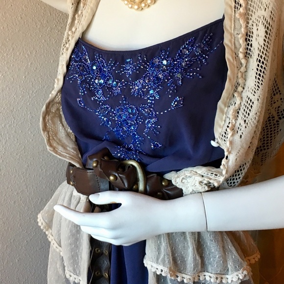 Stunningly Elegant Flowing Alex Evening Gown - Picture 7 of 8